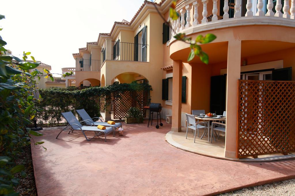 Club Deluxe Apartment Sa Ràpita